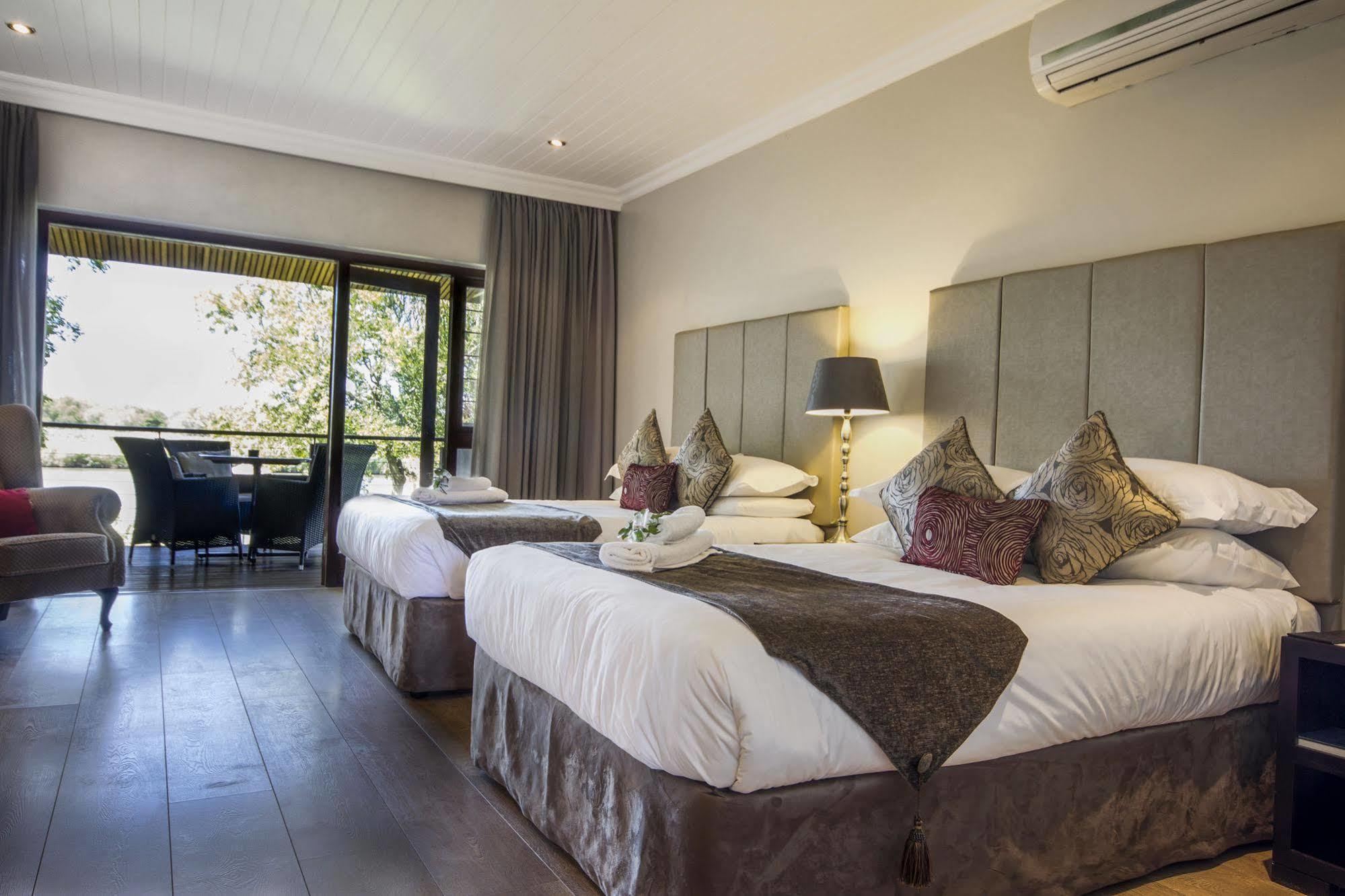 River Place Manor Upington Εξωτερικό φωτογραφία