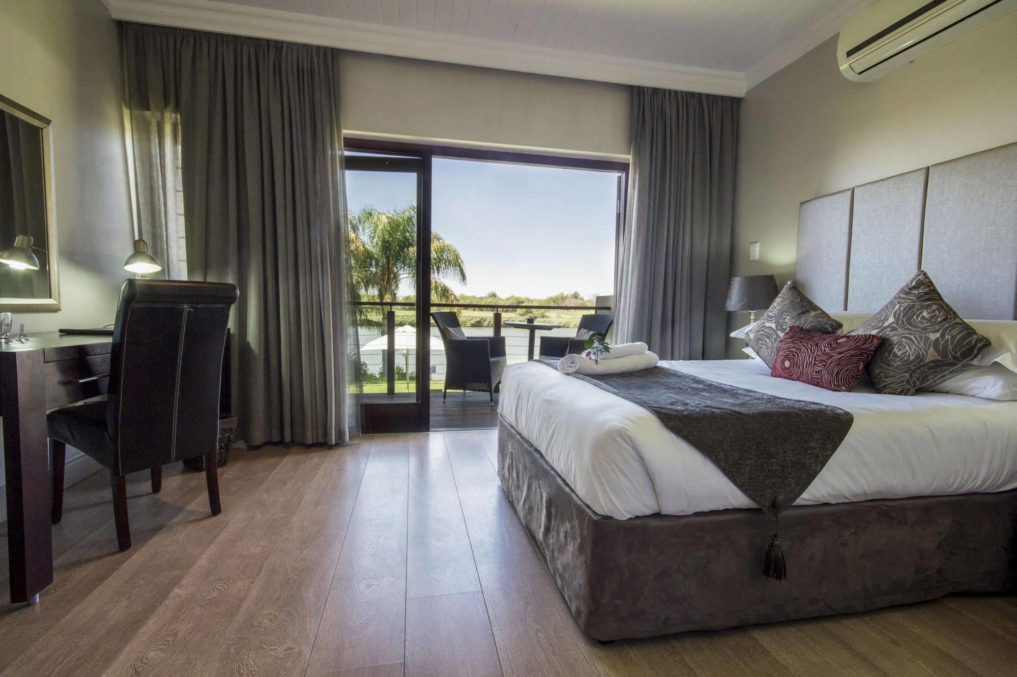 River Place Manor Upington Εξωτερικό φωτογραφία